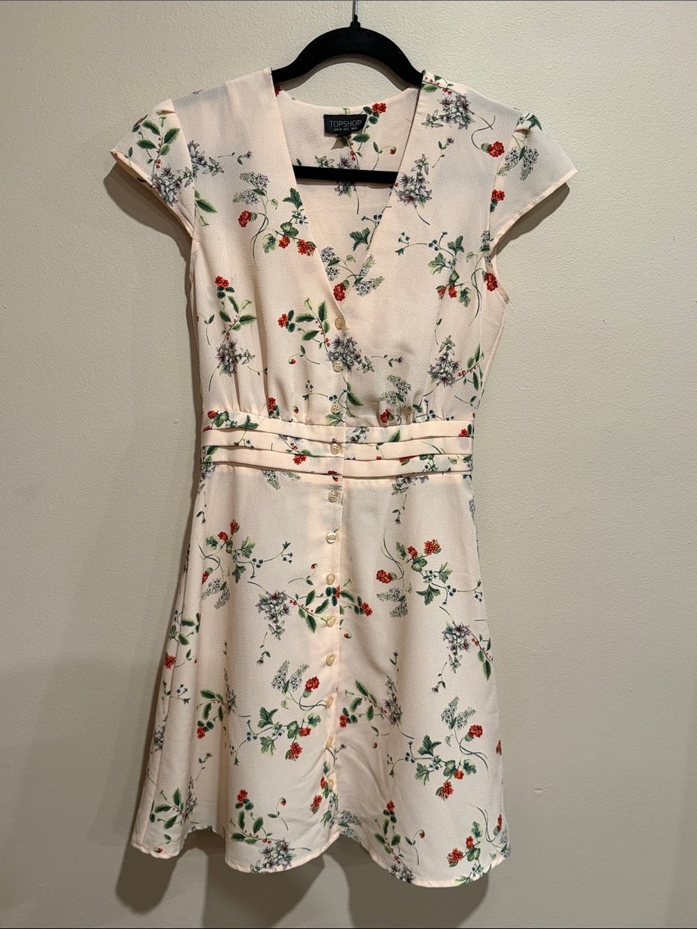 Topshop Cream Floral Button-Front Mini Dress Beautiful Spring Tea Time